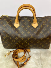 Load image into Gallery viewer, Louis Vuitton Speedy 35 Monogram Bandouliere