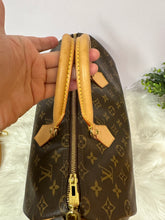 Load image into Gallery viewer, Louis Vuitton Speedy 35 Monogram Bandouliere