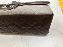 Load image into Gallery viewer, CHANEL Caviar Iridescent Re-Issue 226 Limited Edition