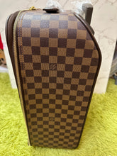 Load image into Gallery viewer, LOUIS VUITTON Damier Ebene Pegase 45