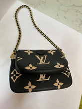 Load image into Gallery viewer, LOUIS VUITTON Multi Pochette Empreinte Bi Color