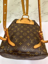 Load image into Gallery viewer, LOUIS VUITTON Monogram Canvas Montsouris MM