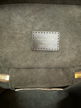 Load image into Gallery viewer, LOUIS VUITTON Vanity Autres Toiles Monogram