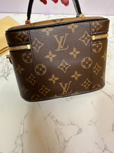 Load image into Gallery viewer, LOUIS VUITTON Vanity Autres Toiles Monogram