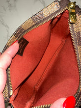 Load image into Gallery viewer, louis vuitton damier ebene pochette - 9