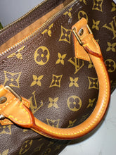 Load image into Gallery viewer, LOUIS VUITTON Monogram Speedy 30