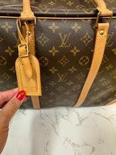 Load image into Gallery viewer, LOUIS VUITTON Monogram Sirius 45
