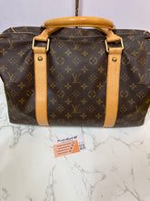 Load image into Gallery viewer, LOUIS VUITTON Monogram Canvas Carryall Bag
