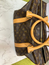Load image into Gallery viewer, LOUIS VUITTON Monogram Canvas Carryall Bag
