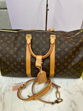 Load image into Gallery viewer, LOUIS VUITTON Monogram Keepall Bandouliere 55