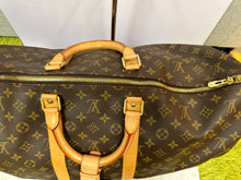 Load image into Gallery viewer, LOUIS VUITTON Monogram Keepall Bandouliere 55