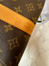 Load image into Gallery viewer, LOUIS VUITTON Monogram Keepall Bandouliere 55