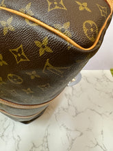 Load image into Gallery viewer, LOUIS VUITTON Keepall 45 Bandouliere