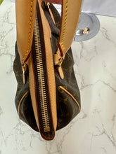Load image into Gallery viewer, LOUIS VUITTON Monogram Tivoli PM
