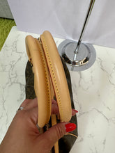 Load image into Gallery viewer, LOUIS VUITTON Monogram Tivoli PM