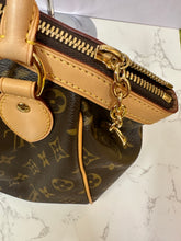 Load image into Gallery viewer, LOUIS VUITTON Monogram Tivoli PM