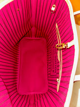 Load image into Gallery viewer, LOUIS VUITTON Neverfull MM