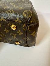Load image into Gallery viewer, LOUIS VUITTON Monogram Montaigne BB