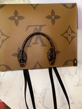 Load image into Gallery viewer, LOUIS VUITTON Monogram Reverse On-The-Go MM