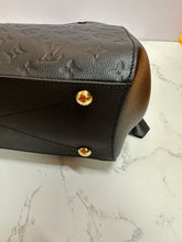 Load image into Gallery viewer, LOUIS VUITTON Empreinte Montaigne MM - Black