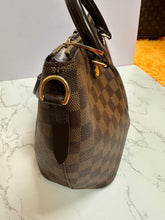 Load image into Gallery viewer, LOUIS VUITTON Damier Ebene Sienna PM
