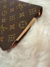 Load image into Gallery viewer, LOUIS VUITTON Monogram Ring Agenda MM