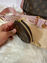 Load image into Gallery viewer, LOUIS VUITTON Monogram Multi Pochette Accessories Rose Clair