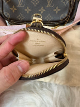 Load image into Gallery viewer, LOUIS VUITTON Monogram Multi Pochette Accessories Rose Clair
