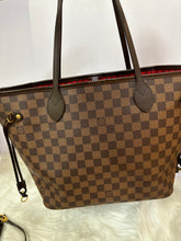 Load image into Gallery viewer, LOUIS VUITTON Damier Ebene Neverfull MM