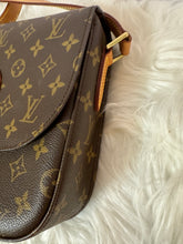 Load image into Gallery viewer, LOUIS VUITTON Monogram St. Cloud
