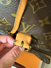 Load image into Gallery viewer, LOUIS VUITTON Monogram Montsouris GM
