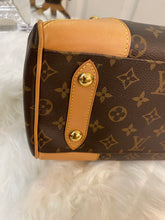 Load image into Gallery viewer, LOUIS VUITTON Monogram Canvas Retiro PM