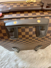 Load image into Gallery viewer, LOUIS VUITTON Pegase 45 Damier Ebene