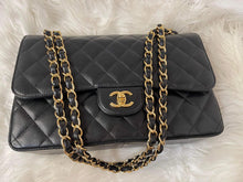 Load image into Gallery viewer, CHANEL Caviar Quilted Double Flap Jumbo