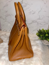 Load image into Gallery viewer, HERMES Birkin 30 Gold Epsom
