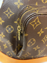 Load image into Gallery viewer, LOUIS VUITTON Monstsouris GM