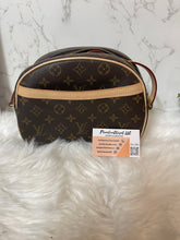 Load image into Gallery viewer, LOUIS VUITTON Monogram Canvas Blois