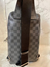 Load image into Gallery viewer, LOUIS VUITTON Damier Graphite Canvas Avenue