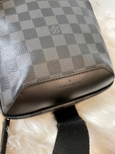 Load image into Gallery viewer, LOUIS VUITTON Damier Graphite Canvas Avenue