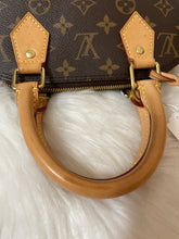 Load image into Gallery viewer, LOUIS VUITTON Monogram Alma BB