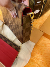 Load image into Gallery viewer, LOUIS VUITTON Pochette Felicie Damier Ebene