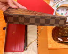 Load image into Gallery viewer, LOUIS VUITTON Pochette Felicie Damier Ebene