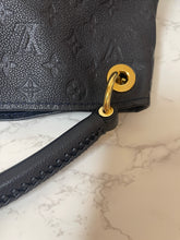 Load image into Gallery viewer, LOUIS VUITTON Empreinte Artsy MM Navy