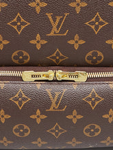 Load image into Gallery viewer, LOUIS VUITTON Evasion 45 Monogram Travel Bag
