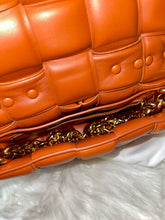 Load image into Gallery viewer, BOTTEGA VENETA Chain Cassette (Brand New)