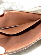 Load image into Gallery viewer, LOUIS VUITTON Pochette Accessoires Monogram (BRAND NEW 2022)