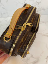 Load image into Gallery viewer, LOUIS VUITTON Monogram Utility Crossbody