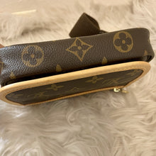 Load image into Gallery viewer, LOUIS VUITTON Monogram Canvas Bosphore Bum Bag