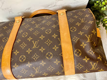 Load image into Gallery viewer, LOUIS VUITTON Monogram Canvas Caryall