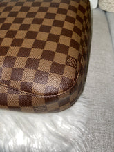 Load image into Gallery viewer, LOUIS VUITTON Damier Ebene South Bank Besace